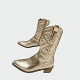 Botas de cowboy metálicas