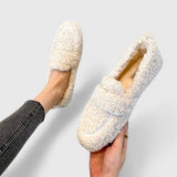 Pantuflas Solenne - Elegancia en Casa con Confort Acogedor
