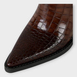 Botas con Diseño Croco y Tacón Elegante